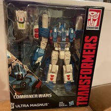 Transformers Combiner Wars Leader Class Ultra Magnus
