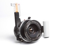 Schneider-Kreuznach Super-Angulon 8/90 Compur electronic 1 Verschluss f/8 90mm