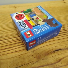 Lego 7566 City FARMER Dog Pig New Retired 