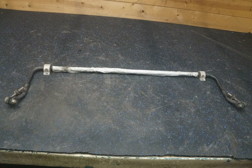 Barra estabilizadora antivuelco de suspensión trasera A132D0039F OEM Lotus Evora 2010 Foto 2 de 4