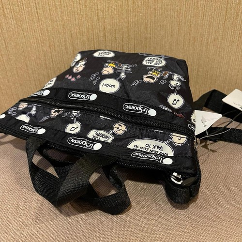 Lesportsac Snoopy Black Mini Market Tote NWT - Picture 2 of 3