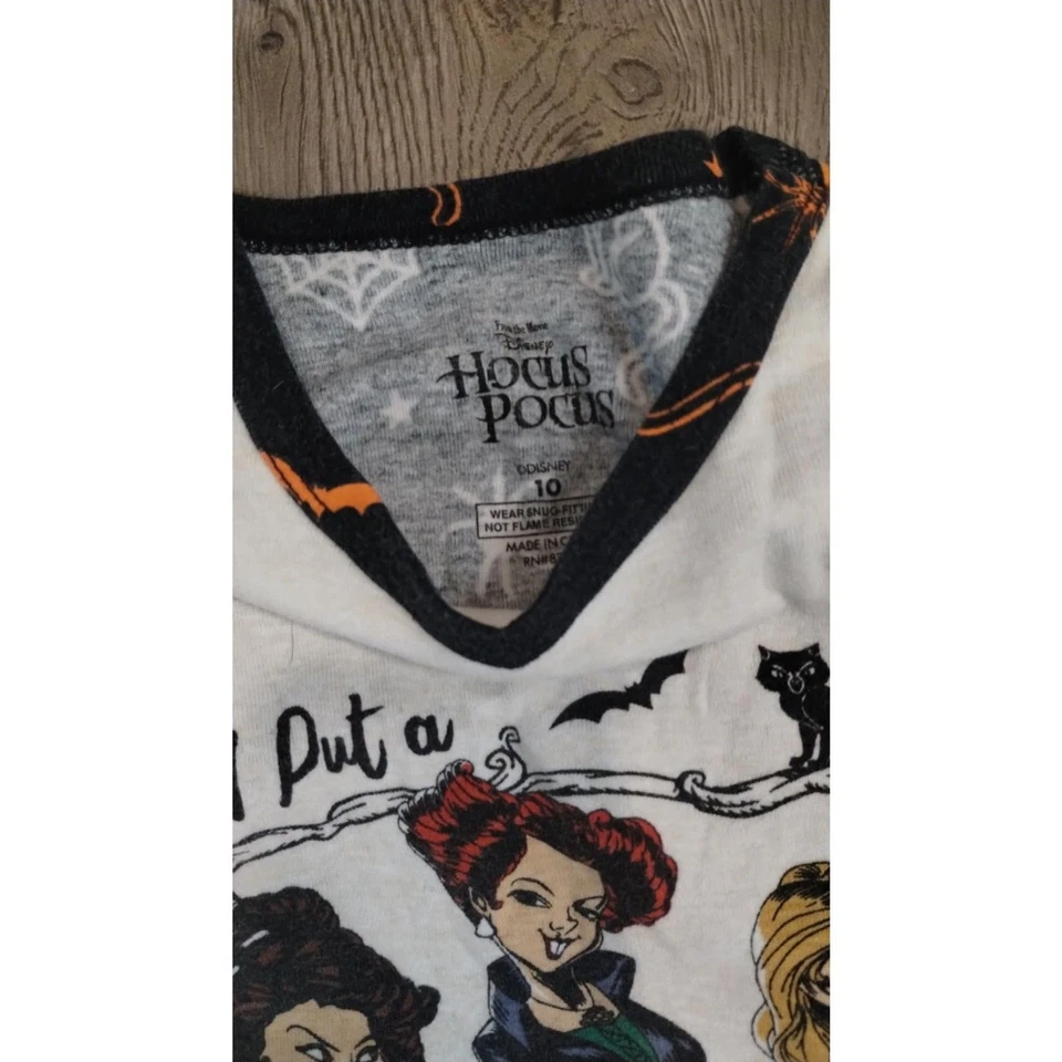 Hocus pocus girls long sleeve pajama set (fits like a size 8) - Image 2 of 3