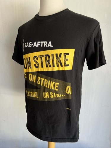SAG • AFTRA ON STRIKE (2023) Motion Picture & Television Union T-Shirt Sz Medium - Picture 3 of 4