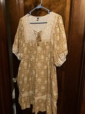 Old Navy Boho Dress Womens XXL Short Sleeve Yellow Gold Floral, Pockets, Loose