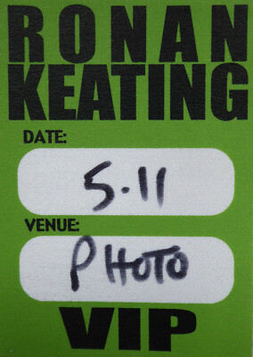 RONAN KEATING BOYZONE photo VIP pass Oxford Apollo Oxford England 5th Nov 2000