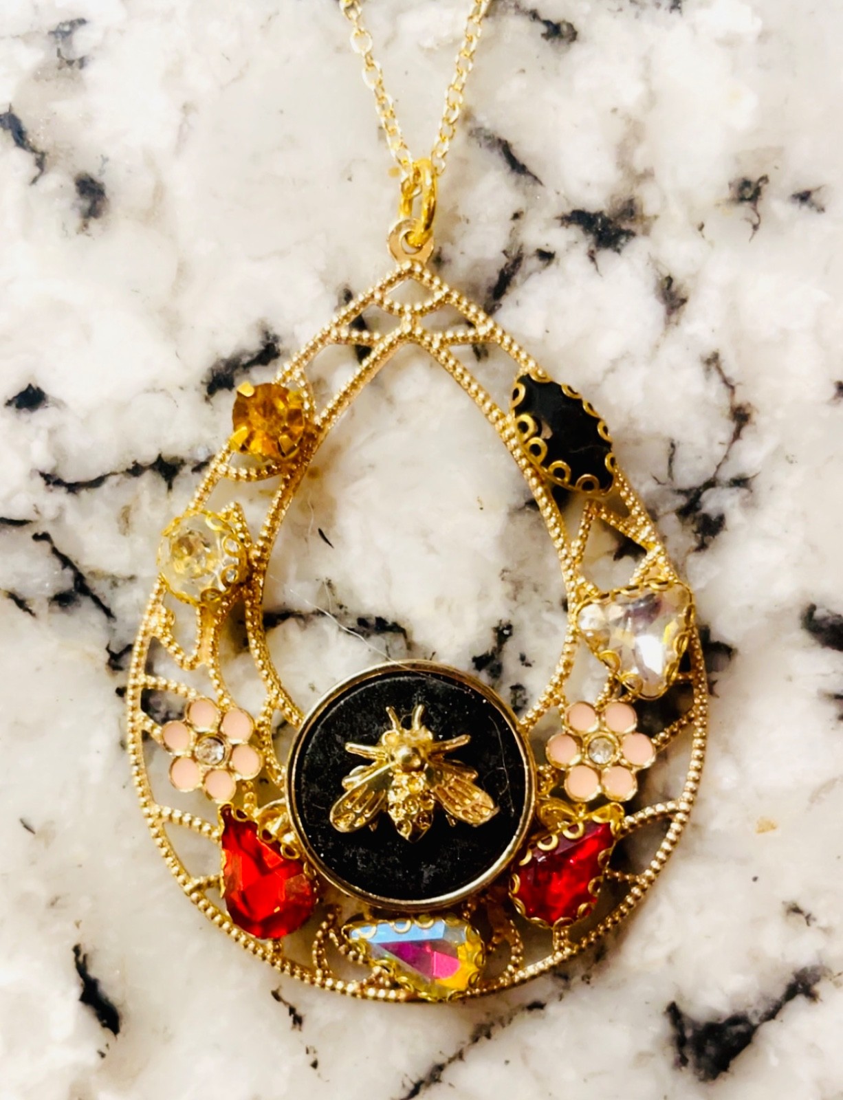 Adorable Repurposed Gucci Bee button Crystals fig… - image 2