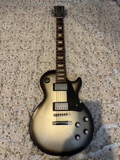 Gibson Les Paul Studio Silverburst 2010 Used Electric Guitar