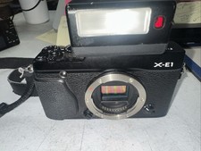 FUJIFILM X-E1 16.3MP Body Only Digital SLR Silver from Japan AS IS