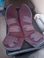 Horseware Amigo Reisestiefel Gr. Pferd, Farbe Fig.  Top Zustand.