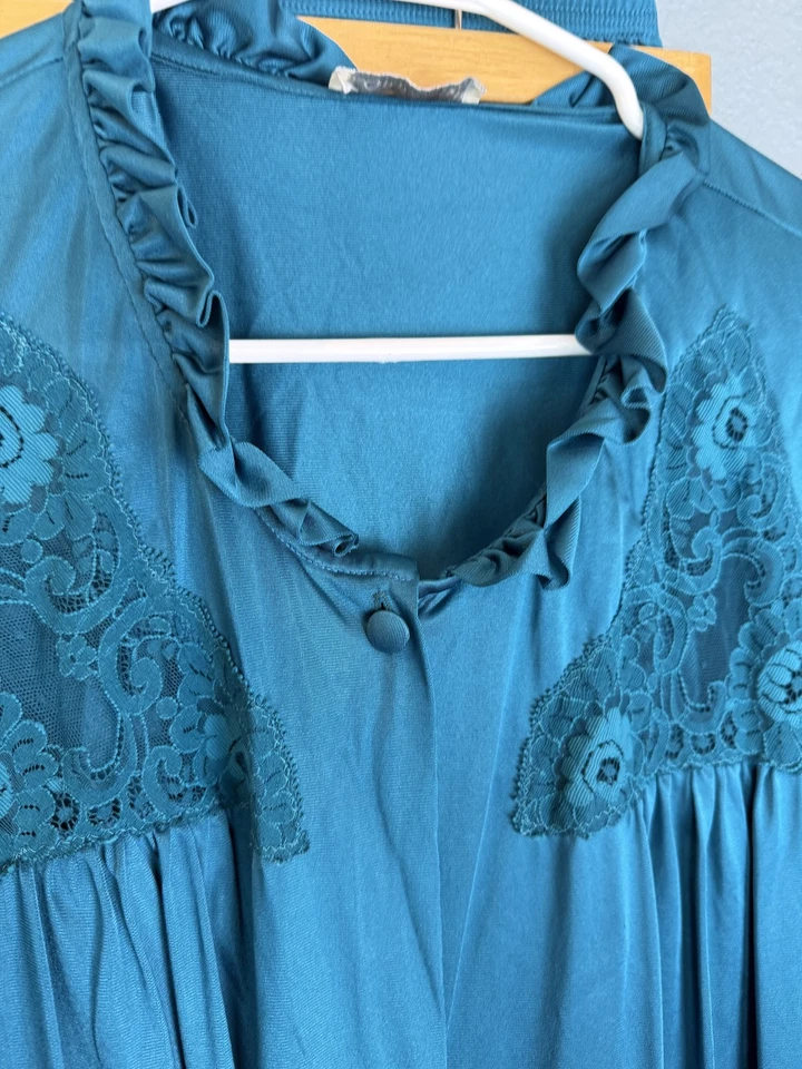 Vintage Lorraine Nightgown Womens 2X Lace Trim Button Front Robe Antron USA 90s - Image 2 of 4