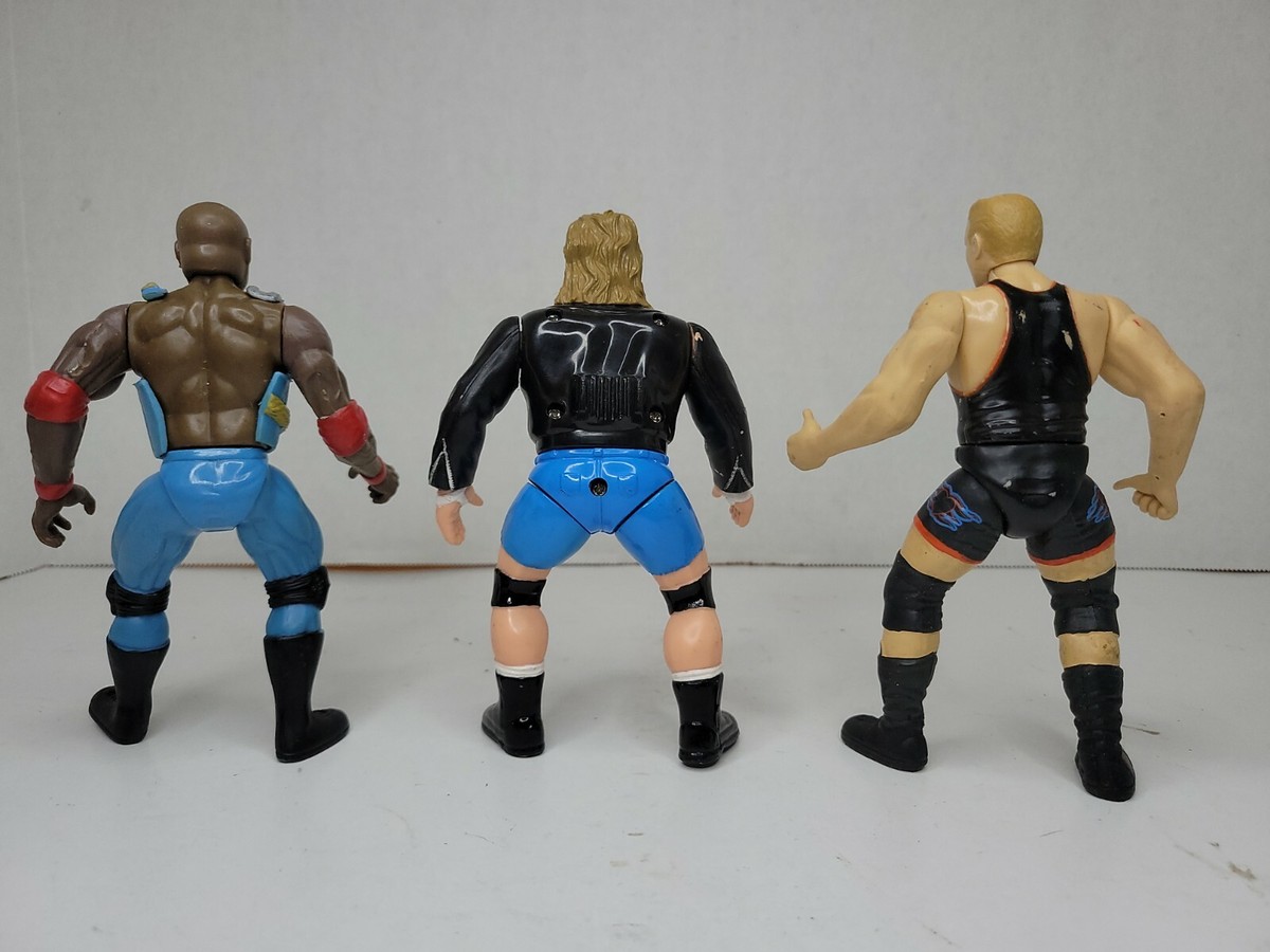 Lot Of 11 Wrestling Action Figures WCW WWE 1997-99, Read Full