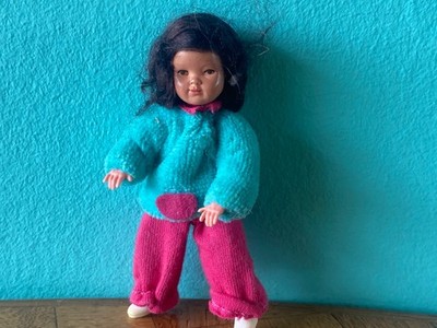 Mädchen Caco  Biegepuppe  Puppenhaus  Puppenstube 1:12 dollhouse  doll