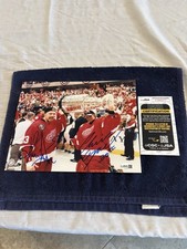 Kris Draper/Chris Osgood Signed 98 Stanley Cup Trophy 8x10 Photo JSA COA