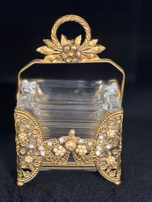 Vintage Gold Filigree Cigarette Caddy Holder w Removable Glass trays