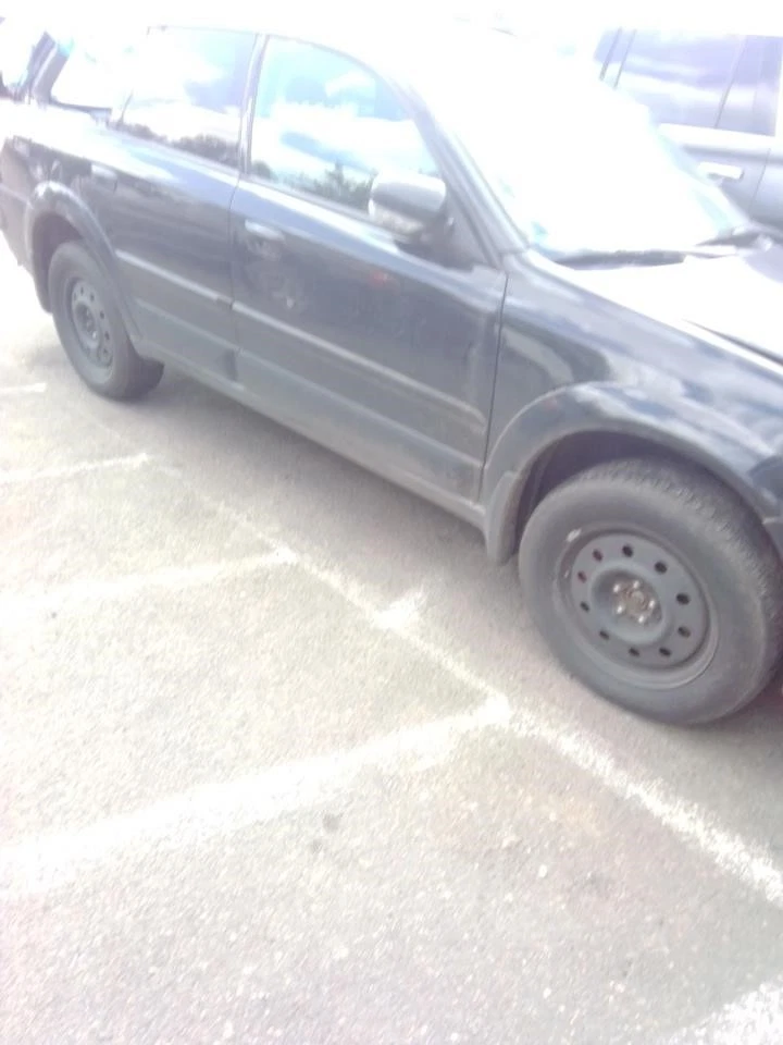 Used Fuel Pump Control Module fits: 2005 Subaru Legacy Fuel Pump RH quarter pane - Image 4 of 4