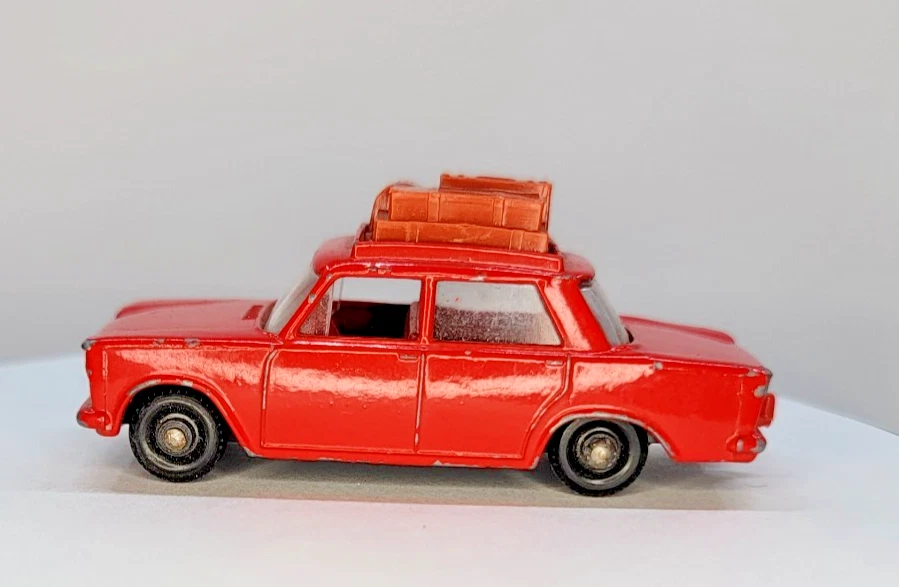 25+ Matchbox 1-75 Vintage Manufacture Diecast Cars, Trucks & Vans