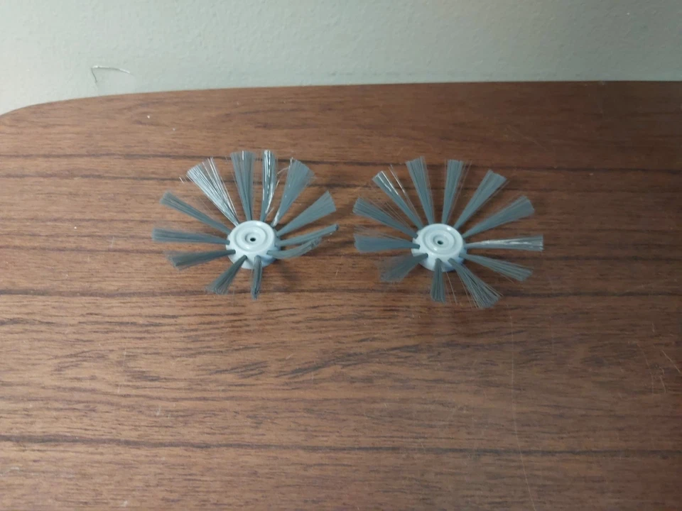 BISSELL SpinWave Robotic Mop and Vacuum 2859, 3115- Replacment Side Brushes  - Image 2 of 4