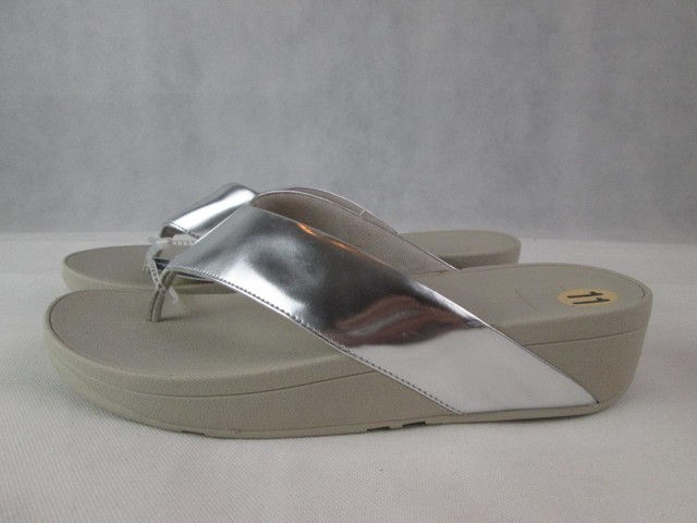 fitflop swoop toe thong