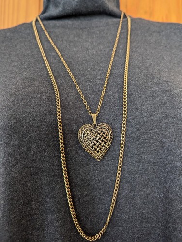 Hollycraft Art Nouveau Style Open Basket Heart Pendant Double Necklace Bow Close - Picture 14 of 17