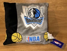 Dallas Mavericks Basketball NBA Team Pillow Vintage 2006 Fan Club Kittrich