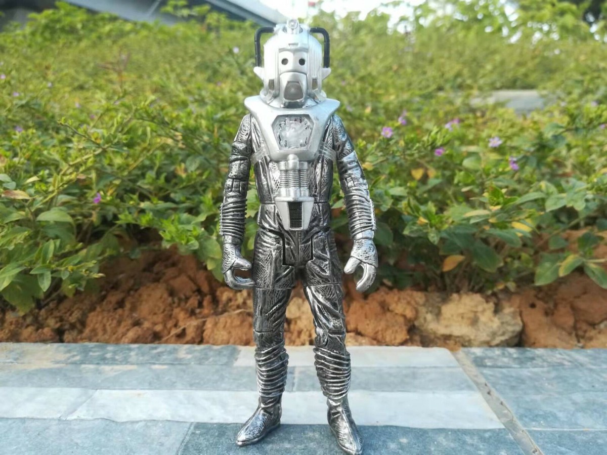 Cyberman Leader - Doctor Who action Figure 6