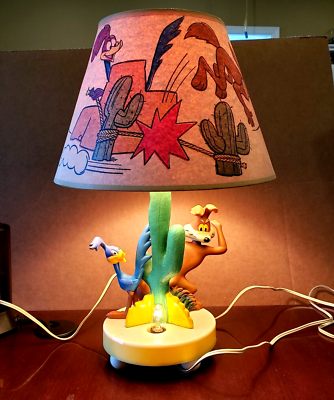 1970s Road Runner Wile Coyote Lamp w/Shade Mopar Warner Bros