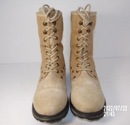 Botas de combate Roxy para mujer de lona tostada con cremallera trasera talla 10 tachonadas Foto 2 de 4