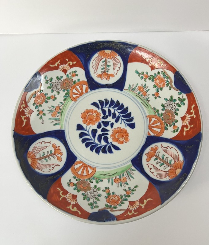 19thc JAPANESE IMARI 12" HANDPAINTED CHARGER/PLATTER/UNDERSIDE DESIGN