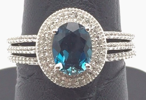 Sterling Silber 925 Oval London Blautopas CZ Halo Dreifach Band Cocktail Ring