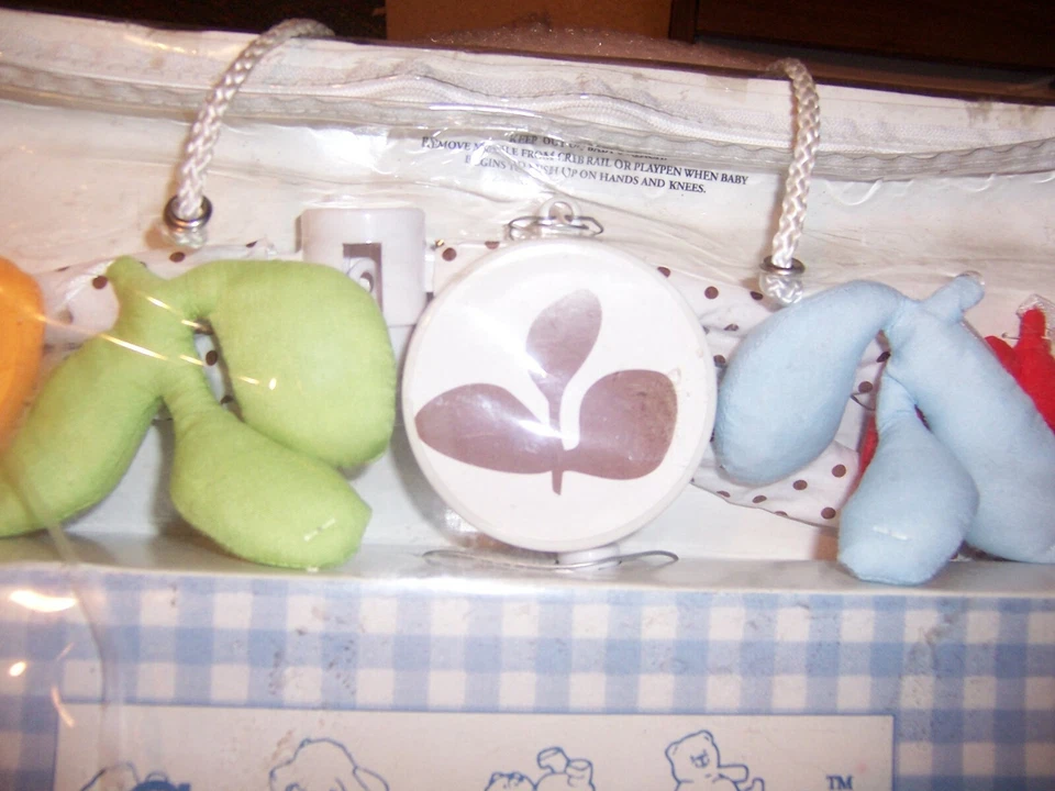 Móvil musical Sumersault nuevo en caja - desde el nacimiento hasta 5 meses Foto 2 de 2