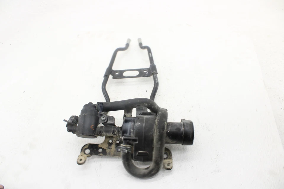 Bomba de refrigerante de refrigeración por agua motor FLHTK Ultra Limited 13-24 Harley-Davidson Foto 2 de 4