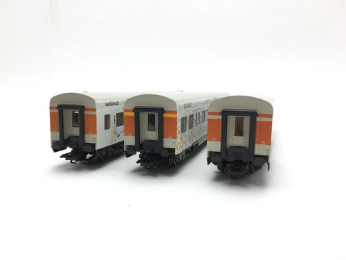 Marklin 4389 H0 Set "S-BAHN" DB composto da 1 vett. pilota e 2 vett. intermedie. - Foto 3 di 10