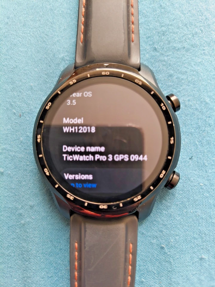 TicWatch Pro 3 GPS SmartWatch WearOS NFC Heart Rate Monitor Bluetooth 47mm - Image 2 of 4