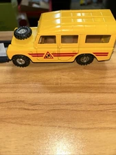 Corgi Land Rover 109 WB Roadworks  Yellow Corgitronics  Tyvs
