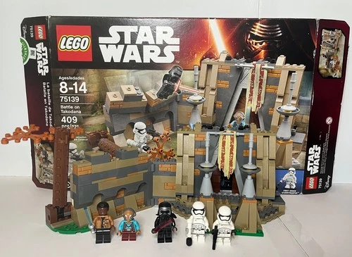 LEGO Star Wars Battle On Takodana 75139 w/Minifigures & Box- Ships Dissasembled