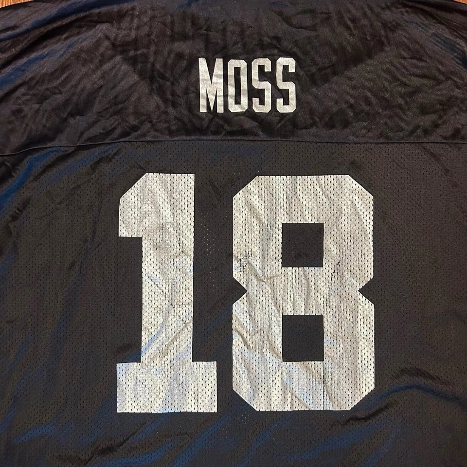 锐步男式 Randy Moss Oakland Raiders 球衣 #18 白色/黑色,尺寸 L — 第 3/4 张图片