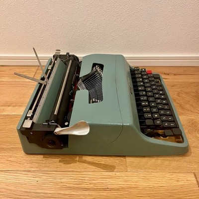 Olivetti Lettera 32 GUCCI Edition Typewriter Vintage US TAX Includ