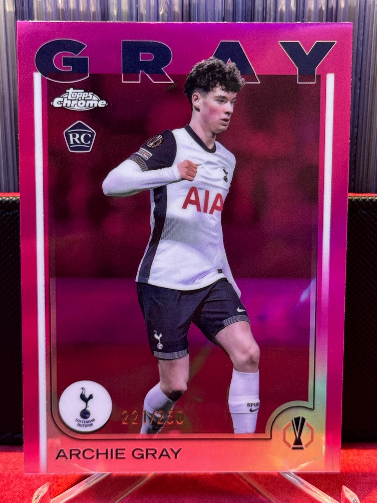 2024-25 Topps Chrome UEFA #170 Archie Gray RC Pink 221/250 Tottenham Rookie