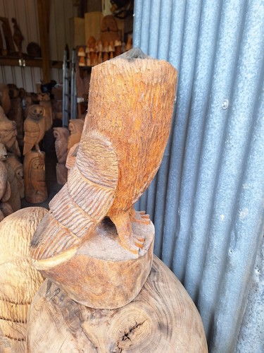 KETTENSÄGE SCHNITZEULE GROSSE GESCHENKIDEE ULME HOLZ HAUS GARTEN SKULPTUR KUNSTHANDWERK - Bild 9 von 9
