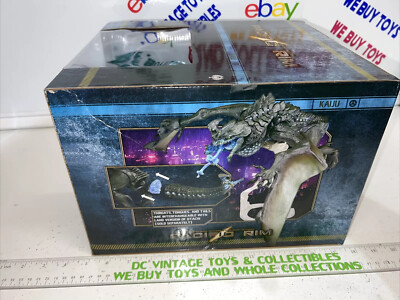 2013 Pacific Rim NECA 2015 Deluxe Kaiju Otachi Flying Version MISB Never Opened