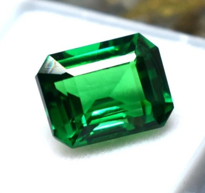 Emerald Cut 9 Ct Natural Green Hessonite Garnet GGI Certify Gemstone Best Off
