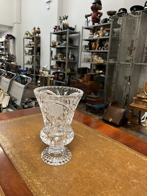 Absolut atemberaubende dekorative Bleiglasvase mit Kristallschliff in sehr gutem Zustand