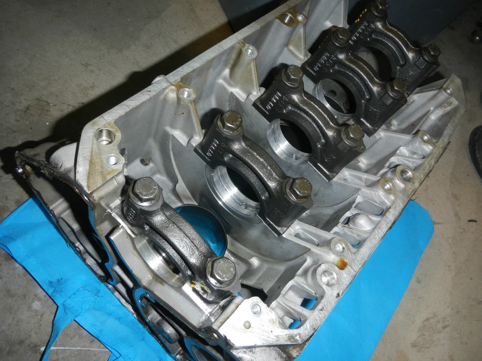 Conjunto de caixa de manivela bloco motor cilindro 1984-1991 BMW K100 RS LT RT 1000 (k589) - Imagem 4 de 4