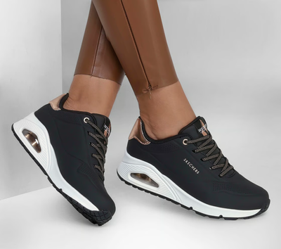 Wide Fit Woman Skechers Uno-Shimmer Away Sneaker Shoe 155196 Black