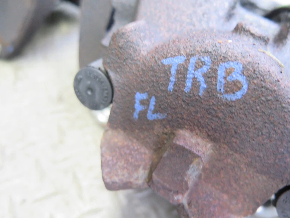 01-06 BMW E46 330i 330Ci RWD SET OF 2 FRONT LEFT & RIGHT BRAKE CALIPER 77K OEM - Image 2 of 4