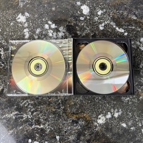 Shenmue (Dreamcast, 2000) SEGA COMPLETE CIB w/ Passport Disc NICE!!