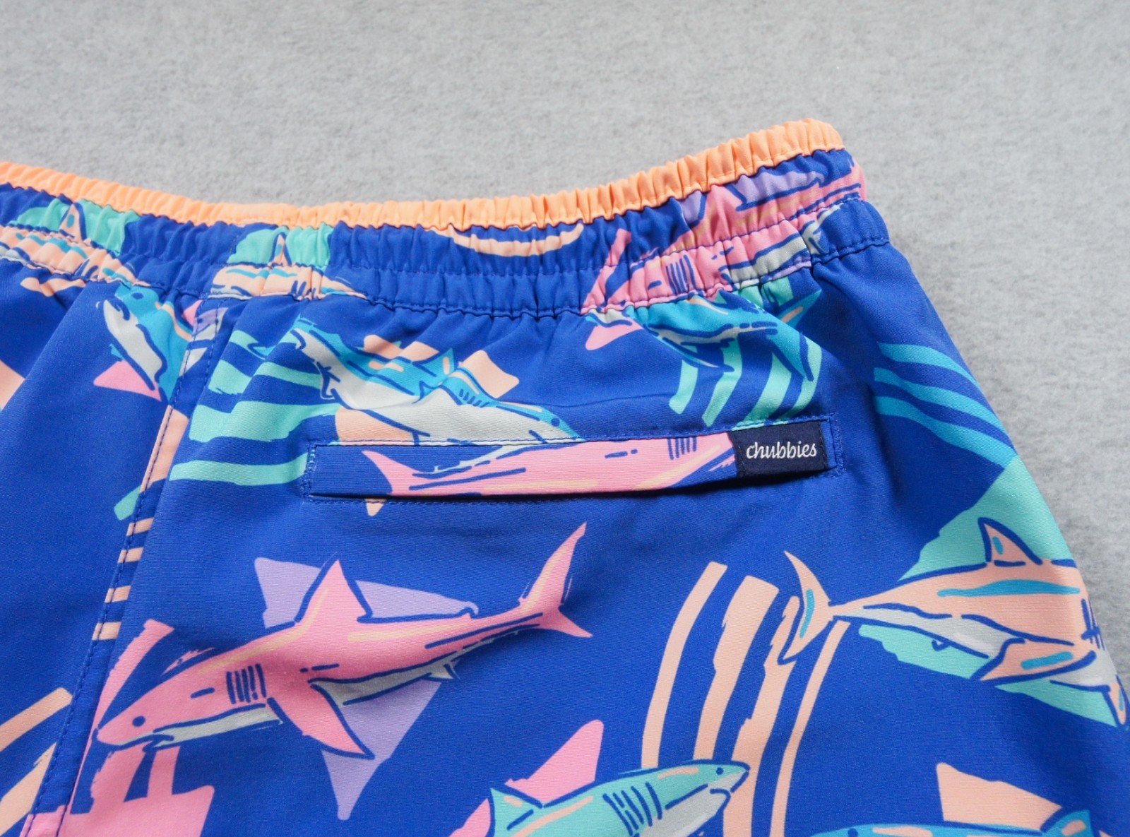 Chubbies Shorts Mens XLarge Blue Boardshorts 5.5" Inseam Swimwear Trunks Sharks