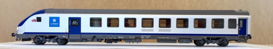 LS Models 41232 SNCF TER Aura, Ep. VI, DS, wie neu mit XXL Fotos - Bild 3 von 4