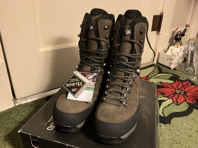Lowa Tibet GTX Hi Boot Hunting Hiking Goretex Sepia Black MENS 12 NWT