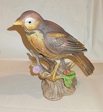 Porcelain Thrush Bird Figurine